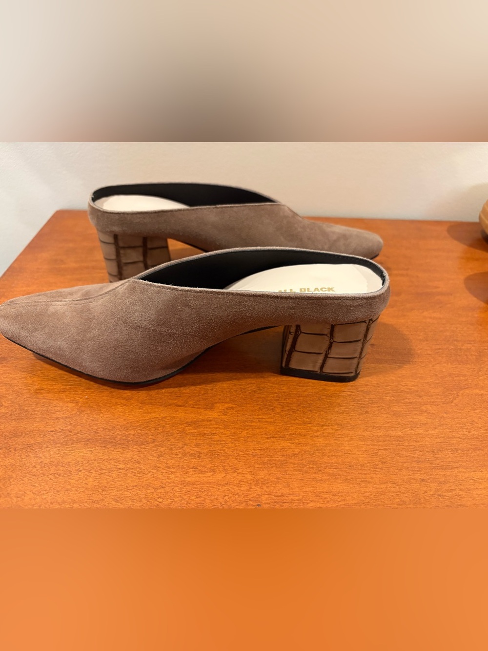 ALL BLACK suede mule size 38.5/7.5